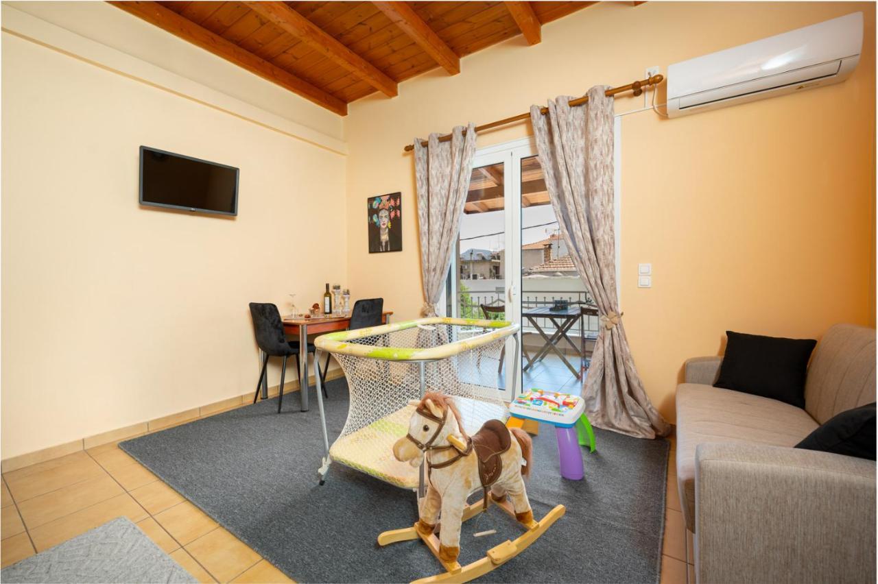 Eagle'S Nest City Apartments Aígion Ngoại thất bức ảnh
