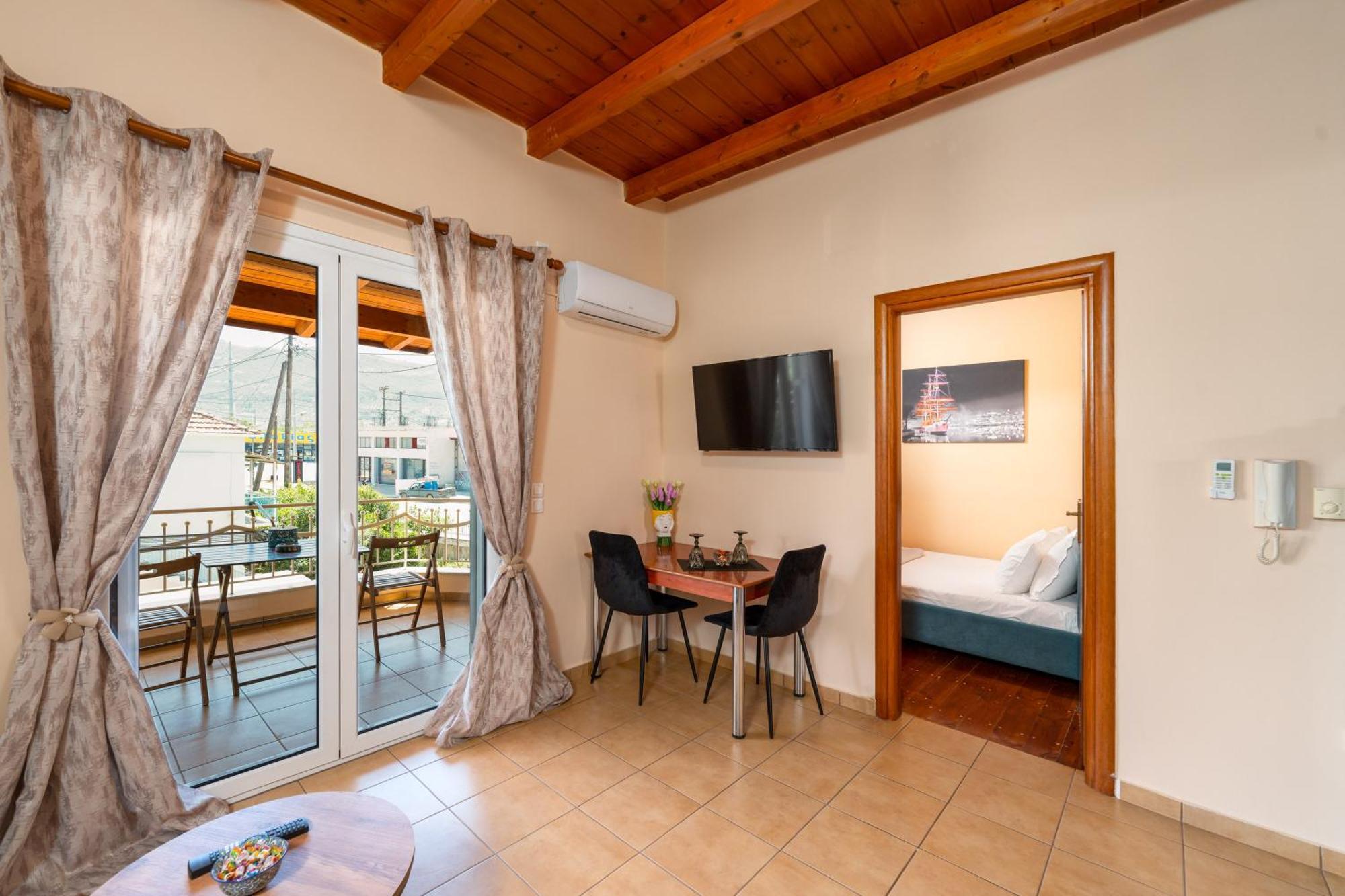 Eagle'S Nest City Apartments Aígion Ngoại thất bức ảnh