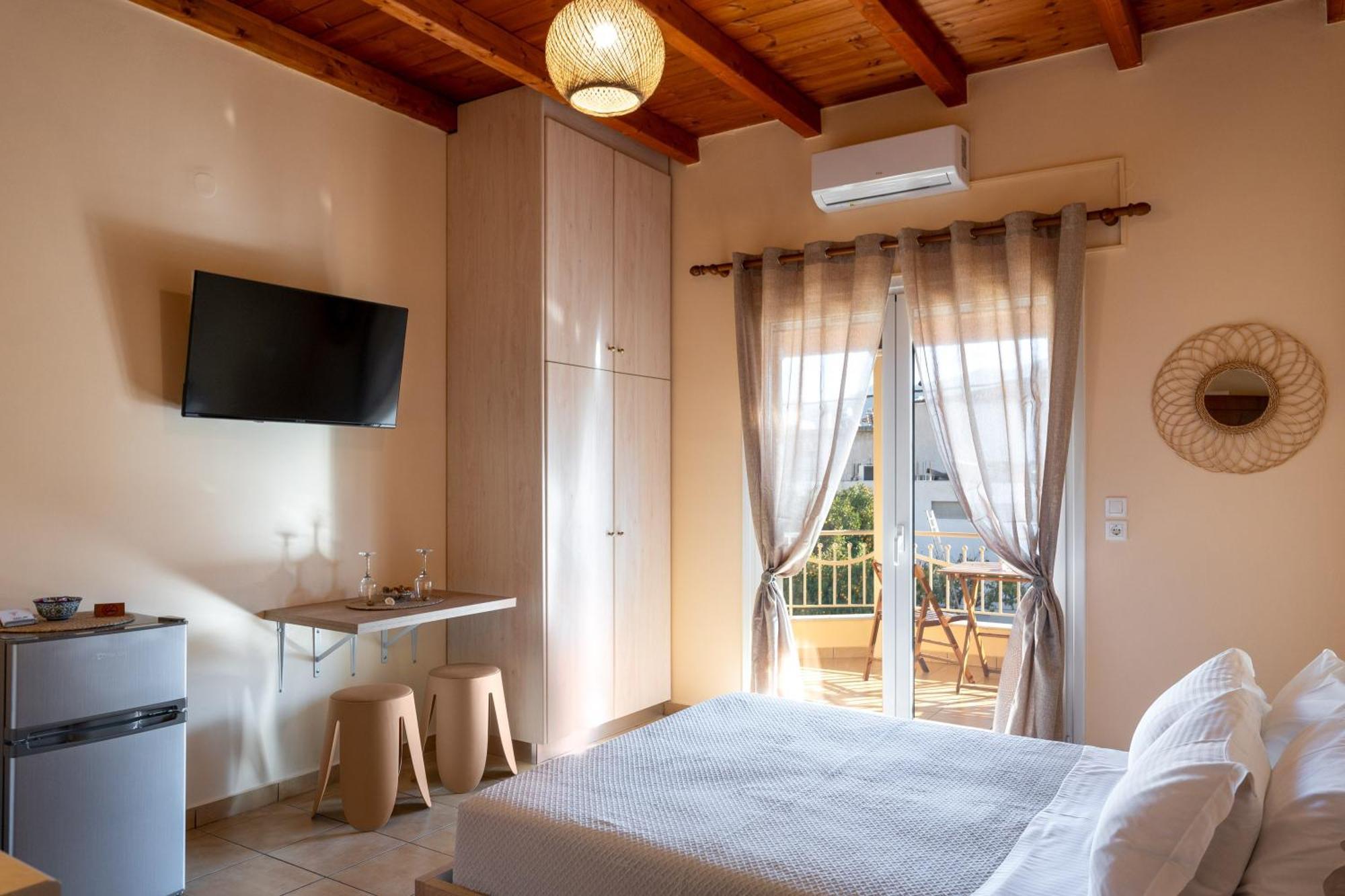 Eagle'S Nest City Apartments Aígion Ngoại thất bức ảnh